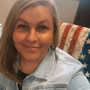 Meet your Posher, Candice